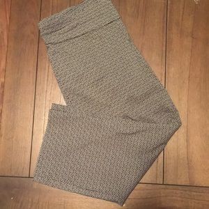 Dana Buchman capris size L